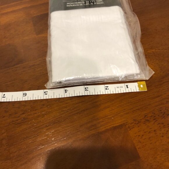 Van Heusen Men’s Fine Cotton Handkerchiefs Pack Of 6 NWT. - Picture 6 of 6
